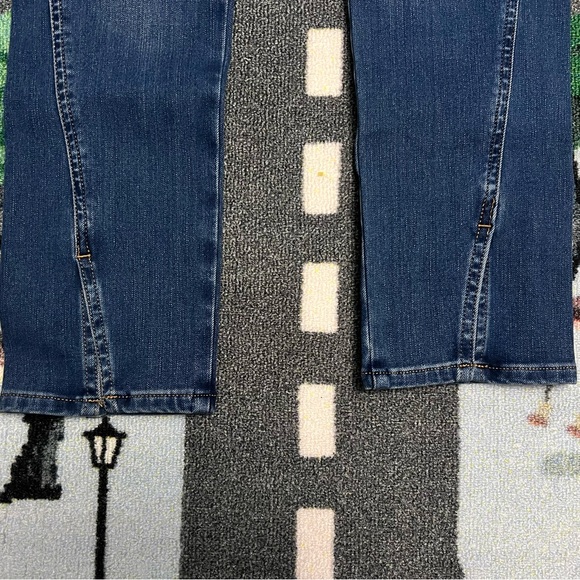 Express jeans size 10 R - Picture 3 of 5